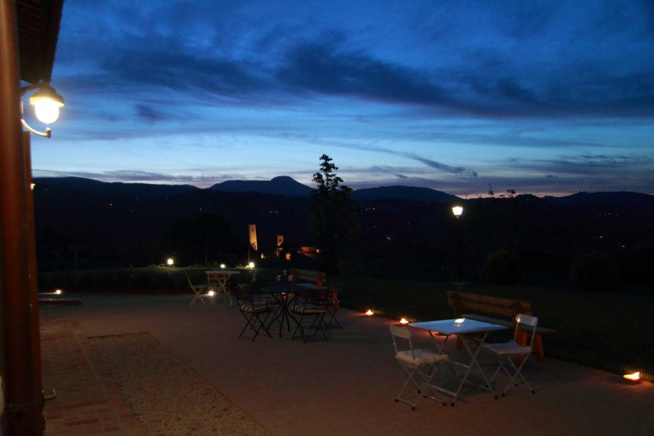 Villa Al Castello à San Severino Marche Extérieur photo
